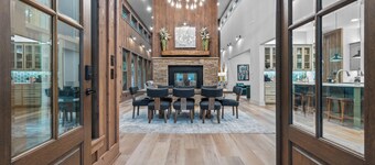 Hot Tub, Fire pit, Games, Crystals, Hiking & More-Lake Ouachita's Luxury Retreat