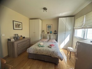 3 Schlafzimmer, Bügeleisen/Bügelbrett, Reisekinderbett, WLAN