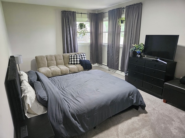 2 bedrooms, WiFi, bed sheets