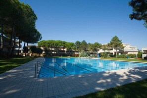 Pool - Holiday apartment mit Balkon und Pool (Bibione)