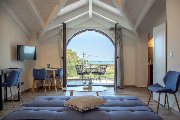 Comfort Apartment | 1 bedroom, soundproofing, free WiFi - Luxury Studios Kallithea by Corfuescapes (Corfu)