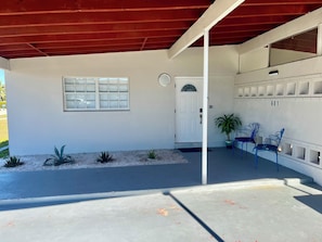 Exterior - 3-bedroom house in superb Port Charlotte with AC, WiFi (Port Charlotte)