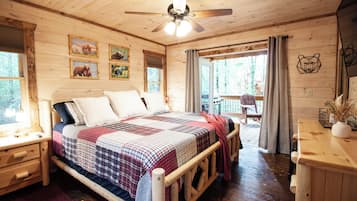 4 Schlafzimmer, Schreibtisch, Bügeleisen/Bügelbrett, kostenloses WLAN