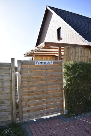 Bicycling - Pension zur Schleuse (Witzeeze)