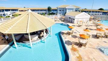 屋外プール、温水プール