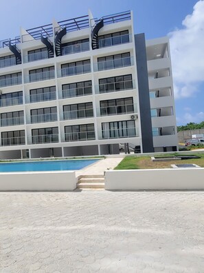 Exterior - Charming 2-bedroom apartment with AC, WiFi in enjoyable Punta Cana (Punta Cana)