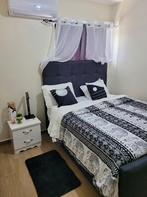 2 Schlafzimmer, Bügeleisen/Bügelbrett, WLAN, Bettwäsche