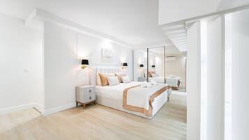 1 dormitorio, tabla de planchar con plancha, Internet y ropa de cama