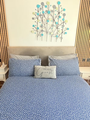 1 habitación, espacio para trabajar con laptop y wifi gratis