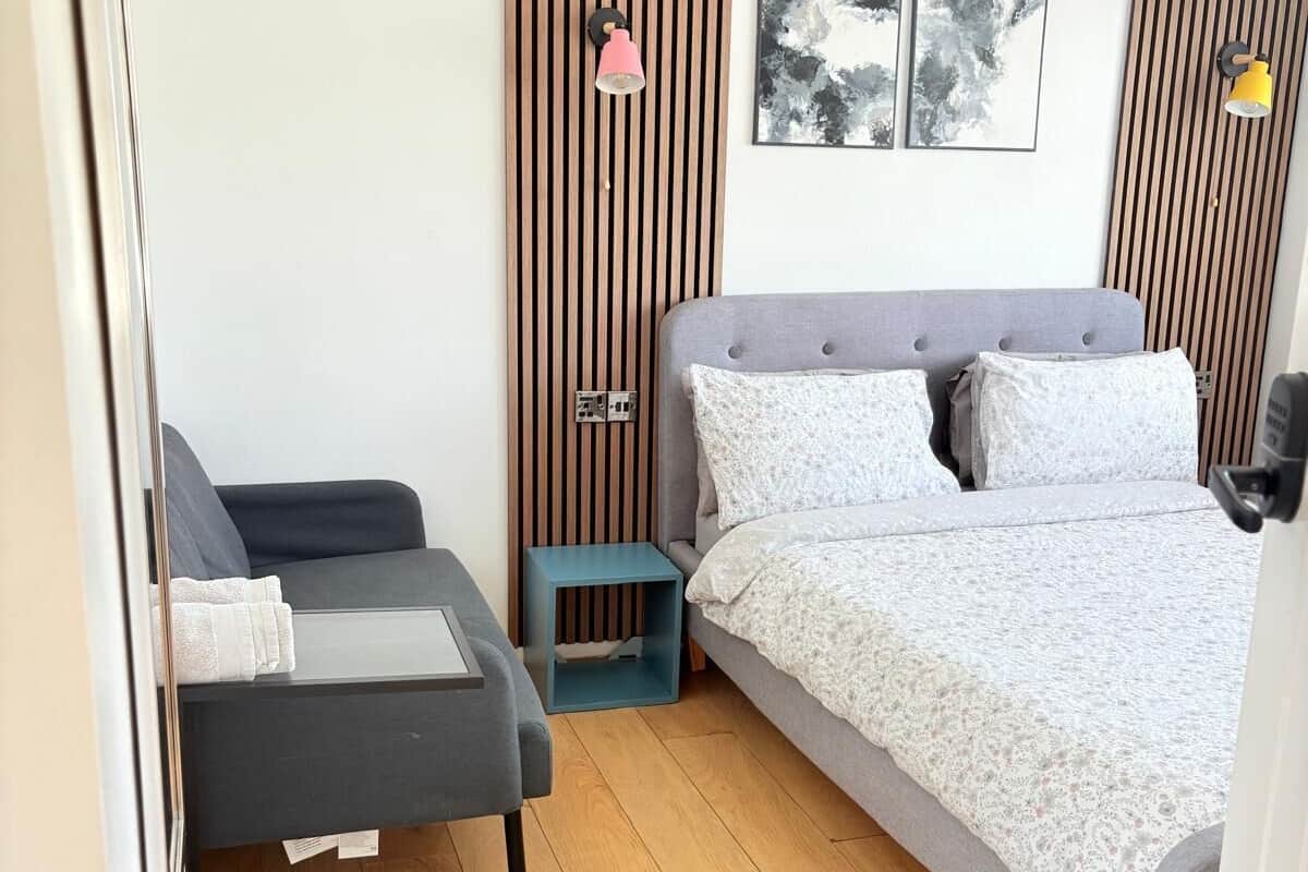 Standard-Doppelzimmer, Gemeinschaftsbad, Gartenblick | 1 Schlafzimmer, laptopgeeigneter Arbeitsplatz, kostenloses WLAN