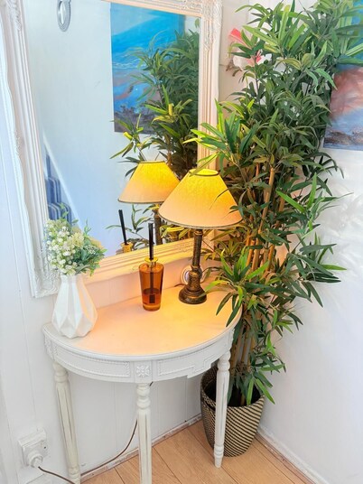 Luton Airport Guest House