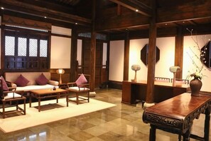 Unclassified image, 4 of 123, button - GRAND HOUSE NINGBO (Ningbo)