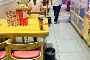 Restaurant - Jiangsu Hotel (Yining City)