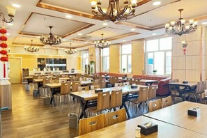 Restaurant - Jiangsu Hotel (Yining City)