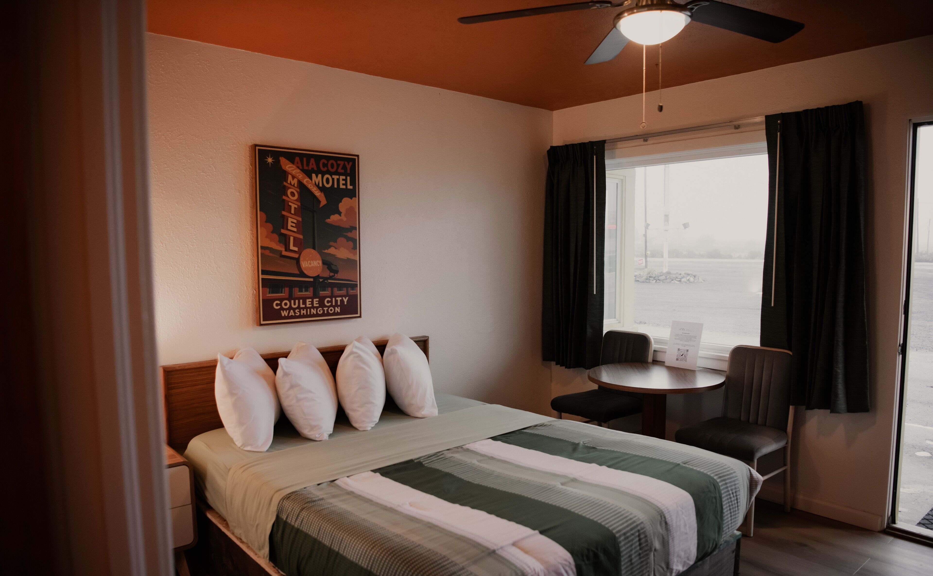 Basic Double or Twin Room, Multiple Beds | Free WiFi