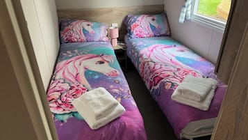 3 makuuhuonetta, ilmainen Wi-Fi, vuodevaatteet