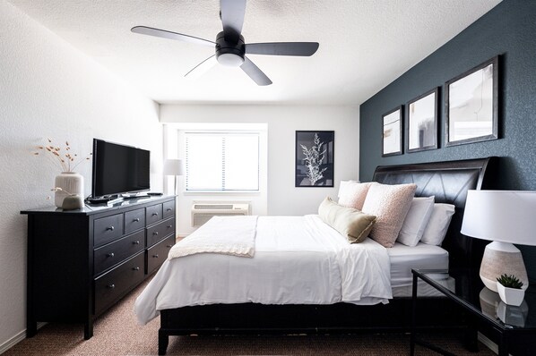 1 bedroom, desk, iron/ironing board, free WiFi