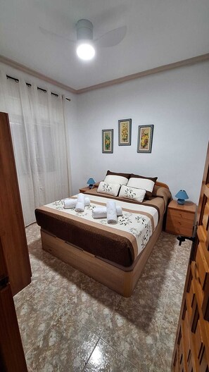 2 camere, ferro/asse da stiro, Wi-Fi, lenzuola