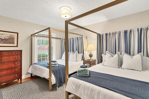 5 bedrooms, iron/ironing board, travel cot, WiFi