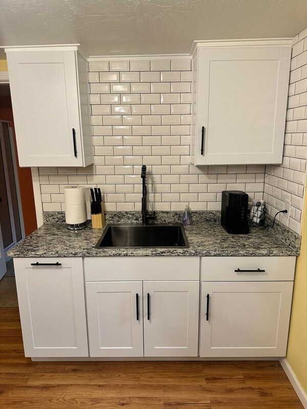 Medford Home And 2 Condos With Pool And Hot Tub - Medford, OR