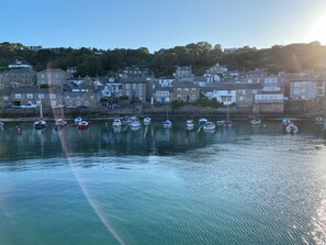 Marina - The Old Gallery - Charming Coastal Escape For Two (Mousehole)