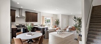 Wow! Stunning 2-bedroom home in Ann Arbor, 9 minute drive to campus & stadium!