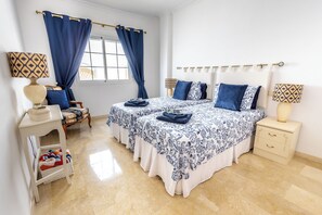 Villa | 3 bedrooms, iron/ironing board, free WiFi, bed sheets - Stunning Golf Villa With Pool and Stunning Views (Alhaurin el Grande)