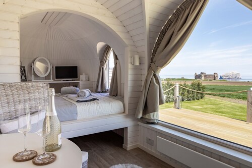 Seacliff Cabin ( sea views )