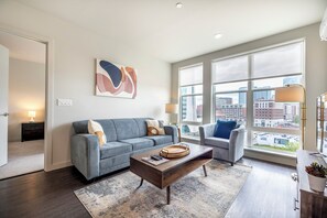 อพาร์ทเมนท์, 2 ห้องนอน, ห้องครัว | บริเวณนั่งเล่น