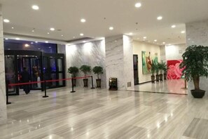 Interior - Nileke Echarm Hotel (Nilka County)