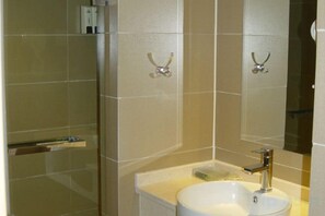 Unclassified image, 4 of 18, button - Nileke Echarm Hotel (Nilka County)