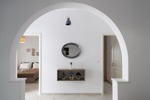 Apartment - Parian Charming 3bedroom Home (Paros)