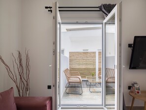 House | 1 bedroom, Internet - Parikia s Urban Oasis (Paros)