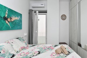 1 habitación, escritorio y acceso a internet 