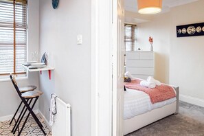 House | 3 bedrooms, iron/ironing board, free WiFi, bed sheets - Cosy Birmingham House With 3 Bedrooms (Birmingham)