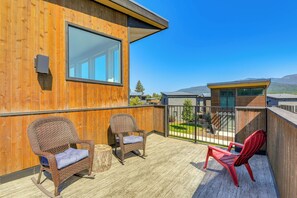 Terrace/patio - 1 Mi to Lake: Upscale Condo in Whitefish Resort (Whitefish)