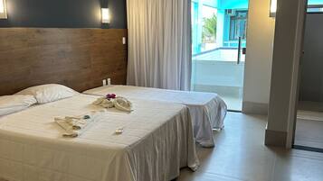 Minibar y ropa de cama