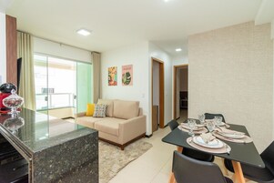 Basic Apartment | Interior