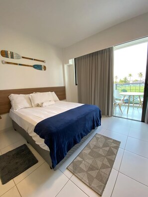 Studio Design | Mörkläggningsgardiner, strykjärn/strykbräda och gratis wi-fi