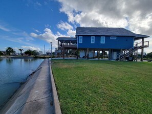 Exterior - Madera Coastal l Waterfront 110 Feet (Rockport)