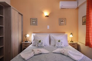 2 chambres, bureau, fer et planche à repasser, Wi-Fi