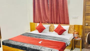 Deluxe Double Room | Free WiFi