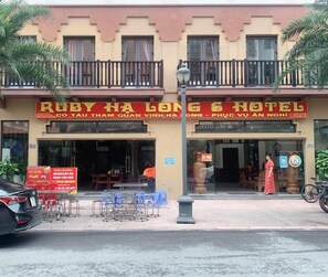 A hotel with a prominent sign reading "Ruby Ha Long Hotel". -  Ruby Ha Long 6 Hotel (Bai Chay)