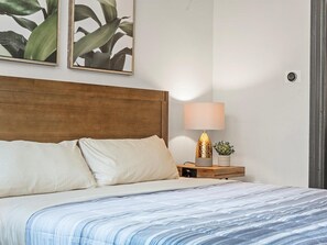 2 chambres, fer et planche Ă repasser, Wi-Fi gratuit, draps fournis