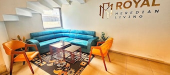 Royal Meredian Living