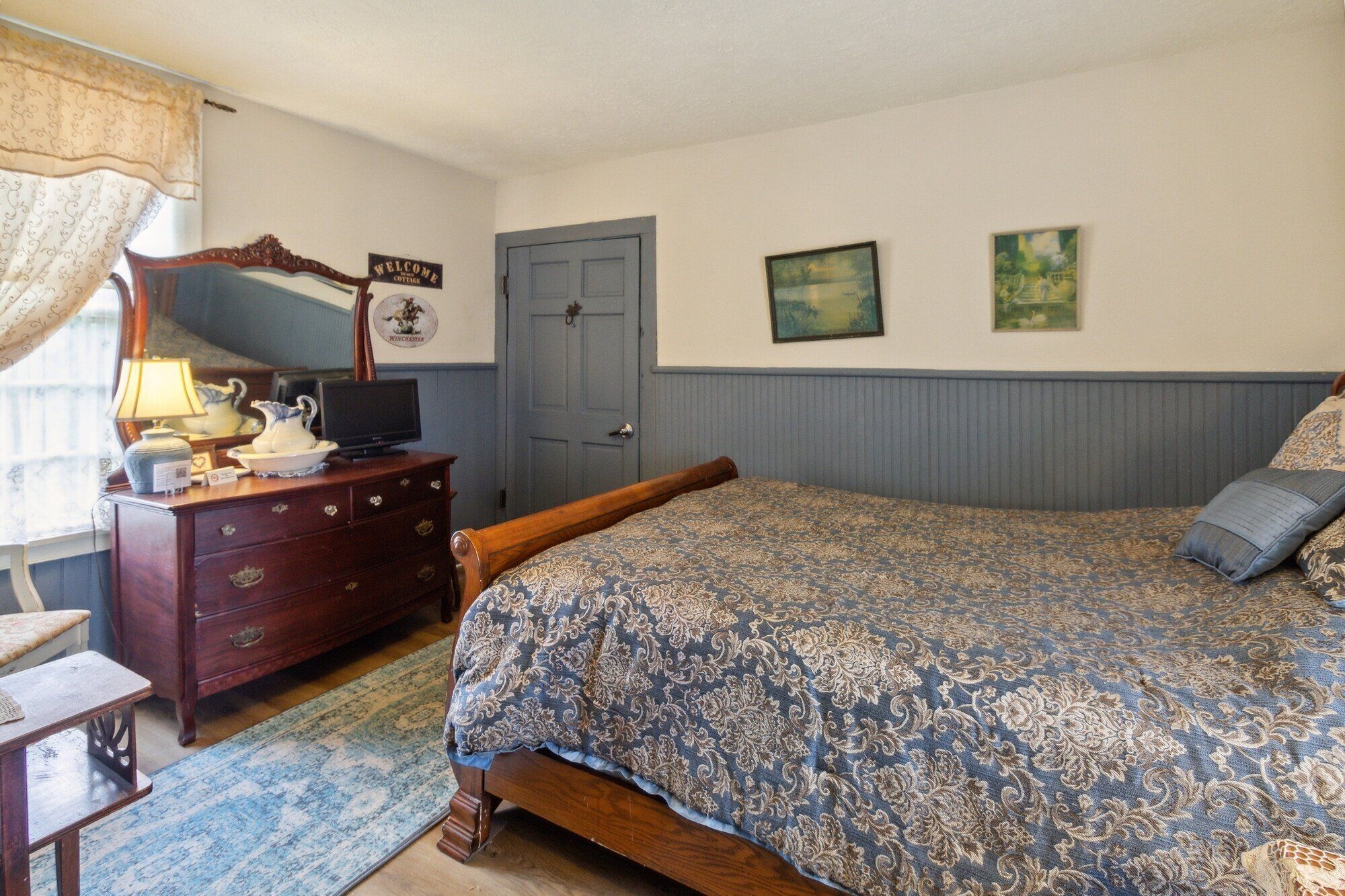 1 chambre, fer et planche à repasser, Wi-Fi, literie fournie
