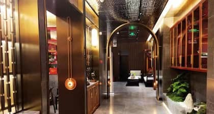 Qiquan Ciyue Art Hotel (Zibo Songling Former Residence)