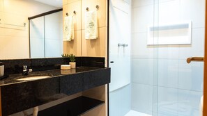 Studio | Bathroom - Makia Beach Experience Porto de Galinhas (Ipojuca)