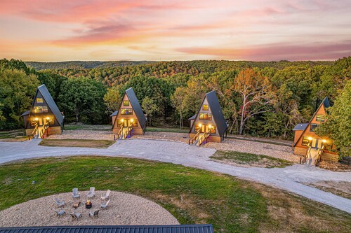 Special Winter Rates! FirePit SteamShower HotTub