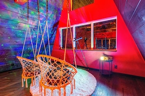 Property grounds - Adults-Only A-Frame | Hot Tub + Steam Shower (Omaha)